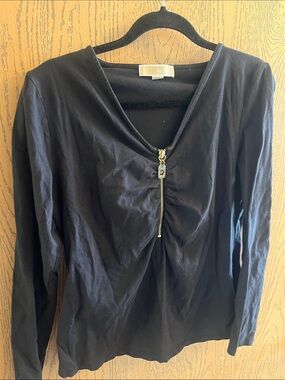 MICHAEL Michael Kors Black Long-Sleeve V-Neck Top with Gold Zip